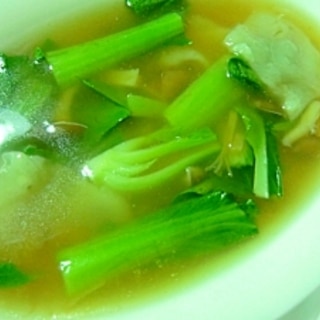 青梗菜とフカヒレワンタンスープ